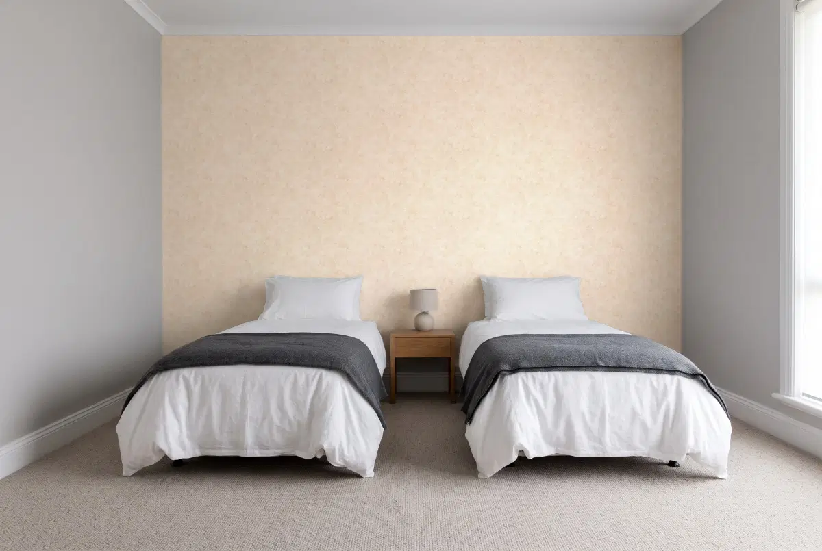 Шпалери Texdecor Patine2 штукатурка бежевий пісок PAE100221697 в інтер'єрі