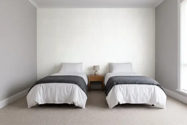 A.S. Création Titanium 3 38195-5 в інтер'єрі